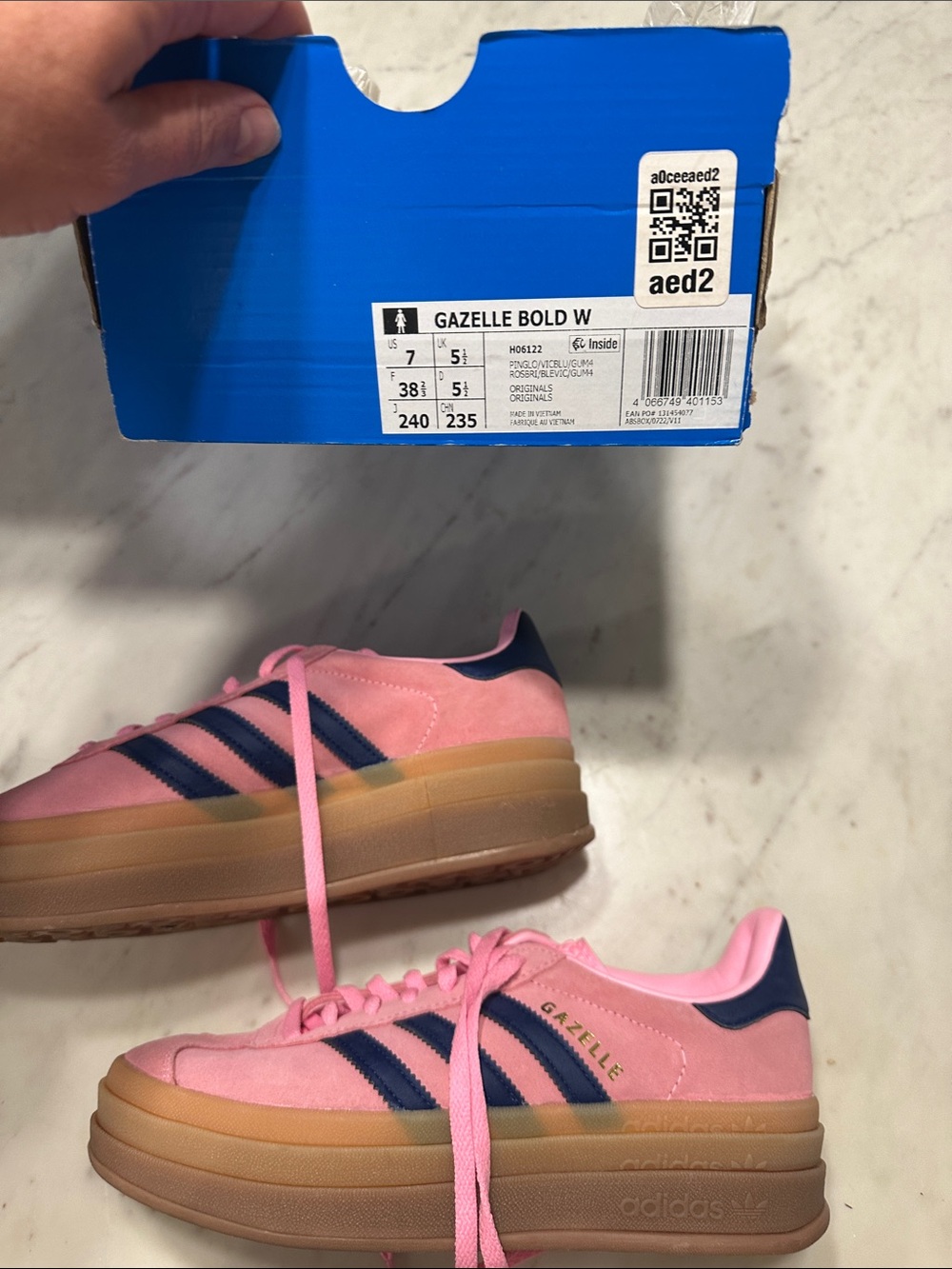 NWT Pink and blue Adidas gazelle bold size 7